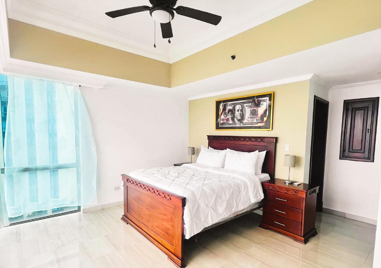 Exclusive 3 Bdr, Gym & Pool, Seaview, Luxury Tower Leilighet Santo Domingo Eksteriør bilde